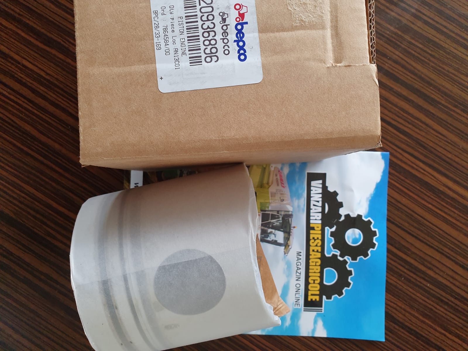 piston tractor FENDT